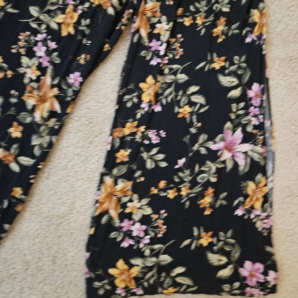 American Eagle Outfitters Black Floral Jumpsuit Women's Size Small S Open Back - Picture 4 of 14